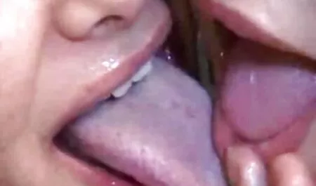Lèche le cul voir video porno en ligne et suce la bite