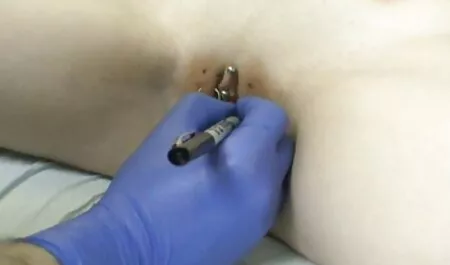 Grown pute prend vidéos pornographiques à regarder pissyunov.