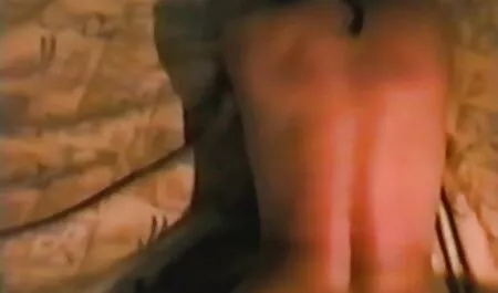 La voir porno arabe mère enseigne à l'anus.