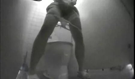 Rousse baise voir une video porno son cul.