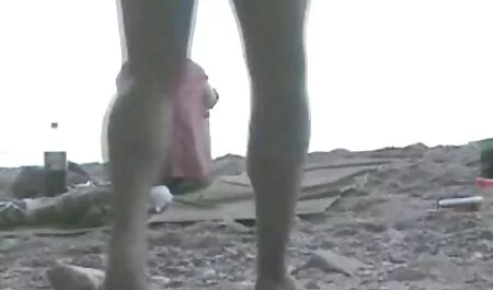 Enculé de Blonde, pas regarde un film porno de merde.