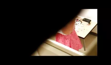 Les mères avec de gros voir un film porno gratuit mégots dorment avec des bonbons sur le dos.