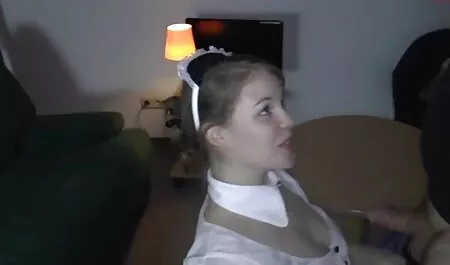 Chaude voudrais voir un film porno maîtresse baise sur la table