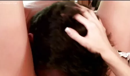 Femme pris avec voir film porno complet gratuit sa petite amie