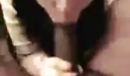 Homme barbu lèche brune et suce le trou du film porno a voir gratuitement cul.