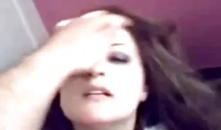 Latina voir des photos porno dans le cul